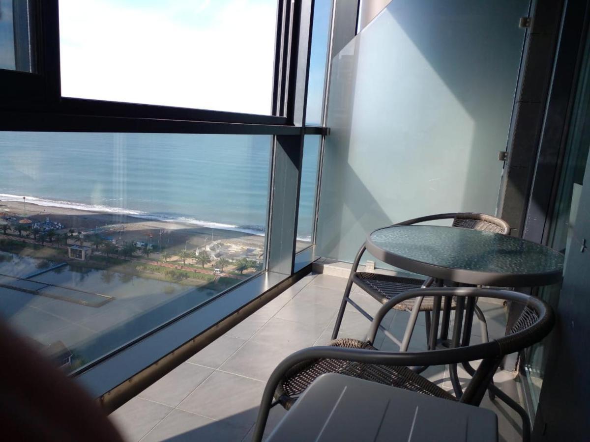 Aphrodite Apartments باتومي المظهر الخارجي الصورة